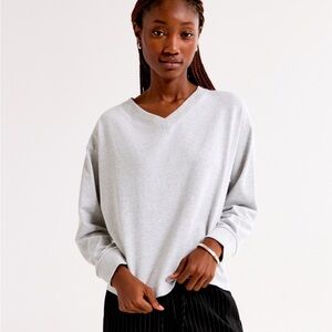 Abercrombie Light Gray V-Neck Jersey Top